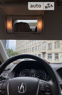 Седан Acura TLX 2018 в Львові