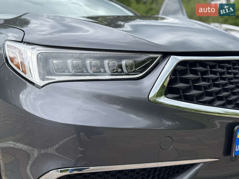 Седан Acura TLX 2018 в Тернополі