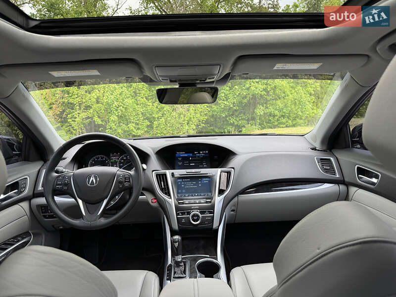 Седан Acura TLX 2018 в Тернополі
