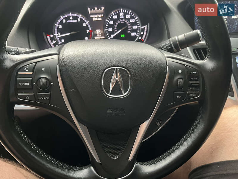 Седан Acura TLX 2016 в Кременчуці