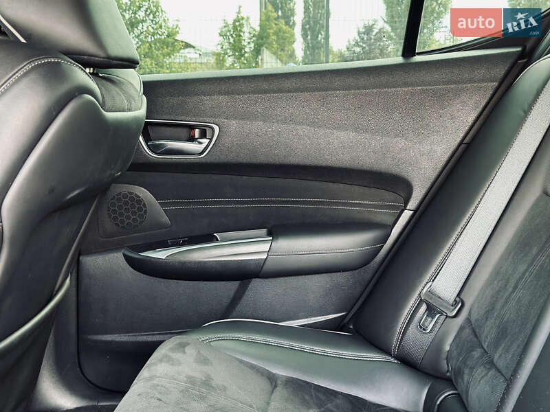 Седан Acura TLX 2017 в Кременчуге