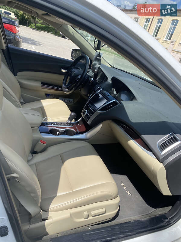 Седан Acura TLX 2015 в Киеве