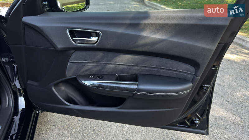 Седан Acura TLX 2018 в Днепре