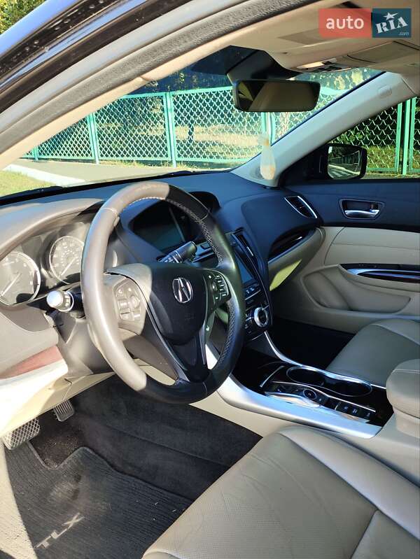 Седан Acura TLX 2015 в Брусилове