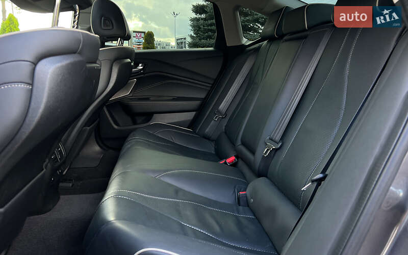 Седан Acura TLX 2021 в Львове