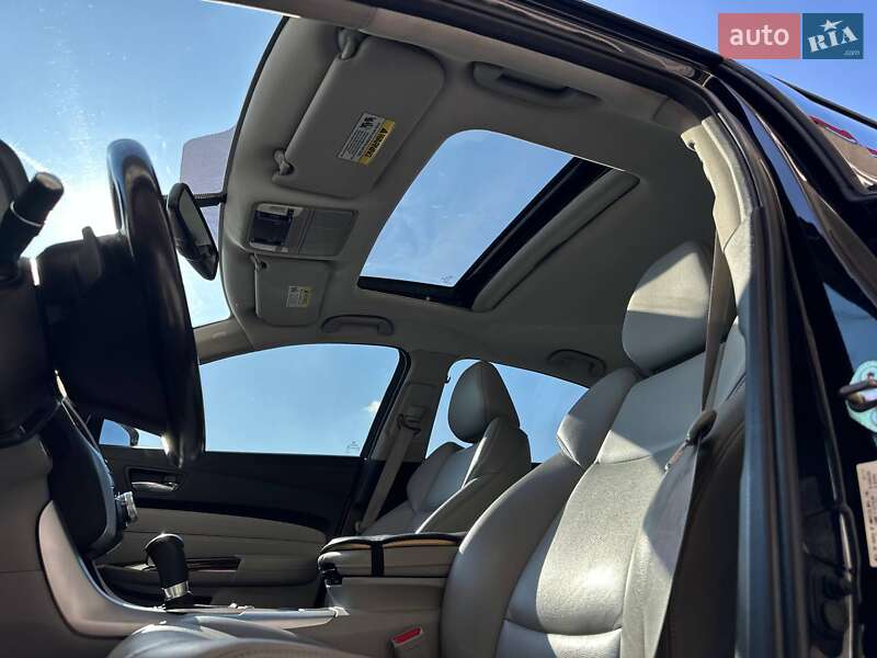 Седан Acura TLX 2017 в Києві