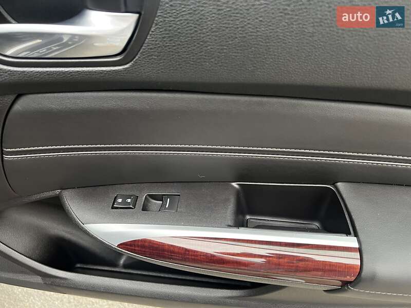 Седан Acura TLX 2016 в Киеве