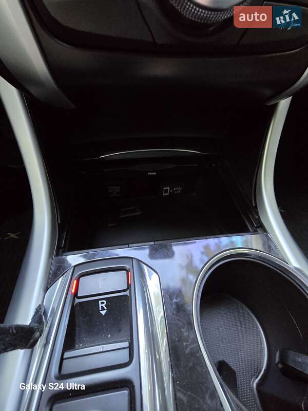 Седан Acura TLX 2018 в Киеве