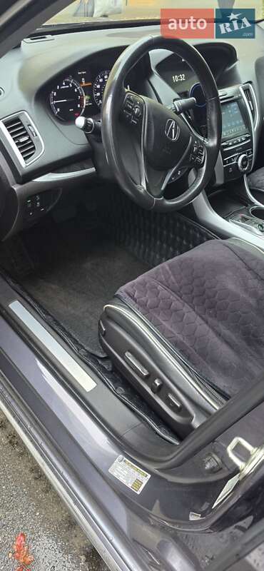 Седан Acura TLX 2018 в Киеве