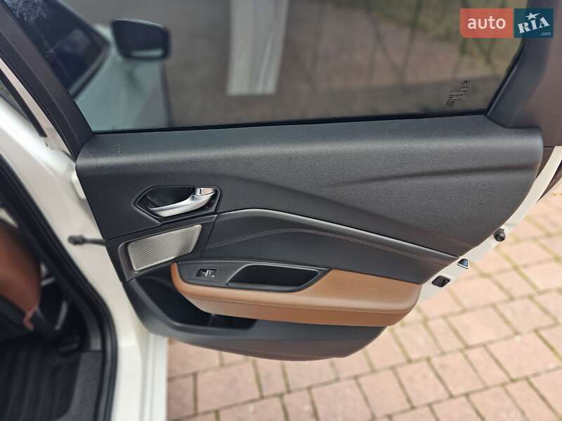 Седан Acura TLX 2021 в Львове