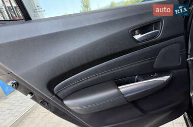 Седан Acura TLX 2015 в Хмельницком