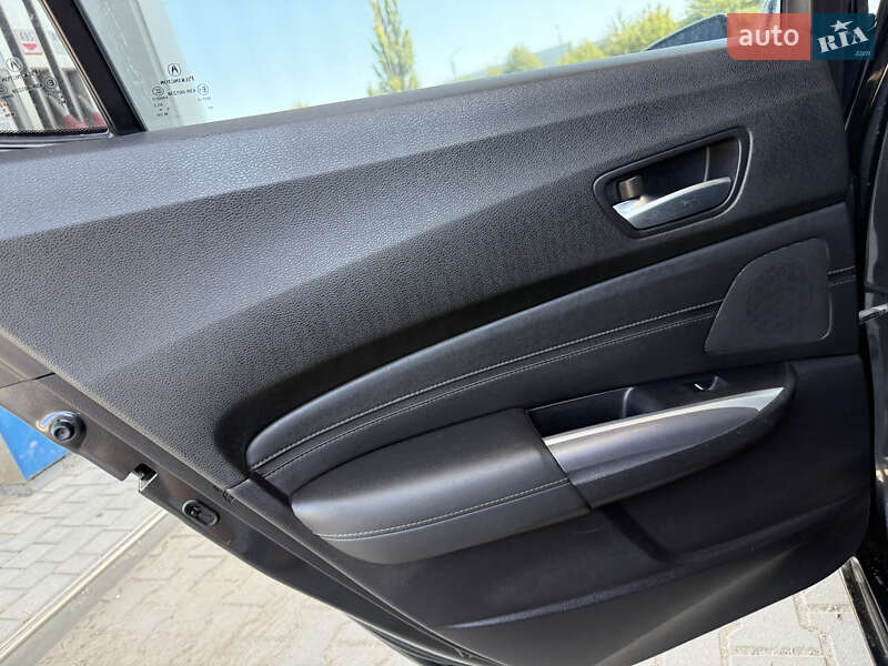 Седан Acura TLX 2015 в Хмельницькому