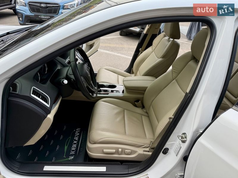 Седан Acura TLX 2018 в Києві