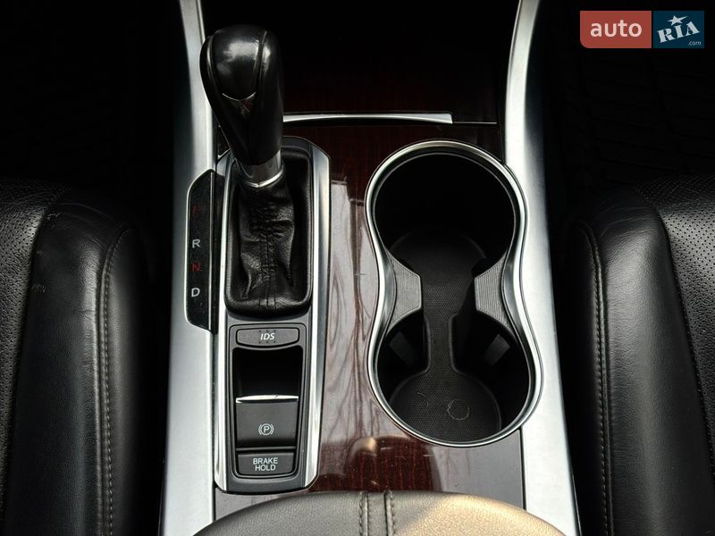 Седан Acura TLX 2015 в Киеве
