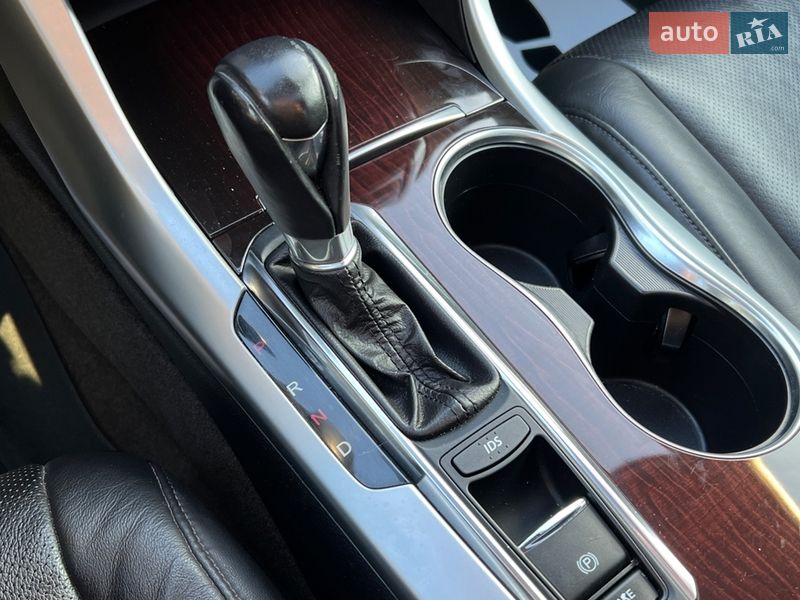 Седан Acura TLX 2015 в Львове