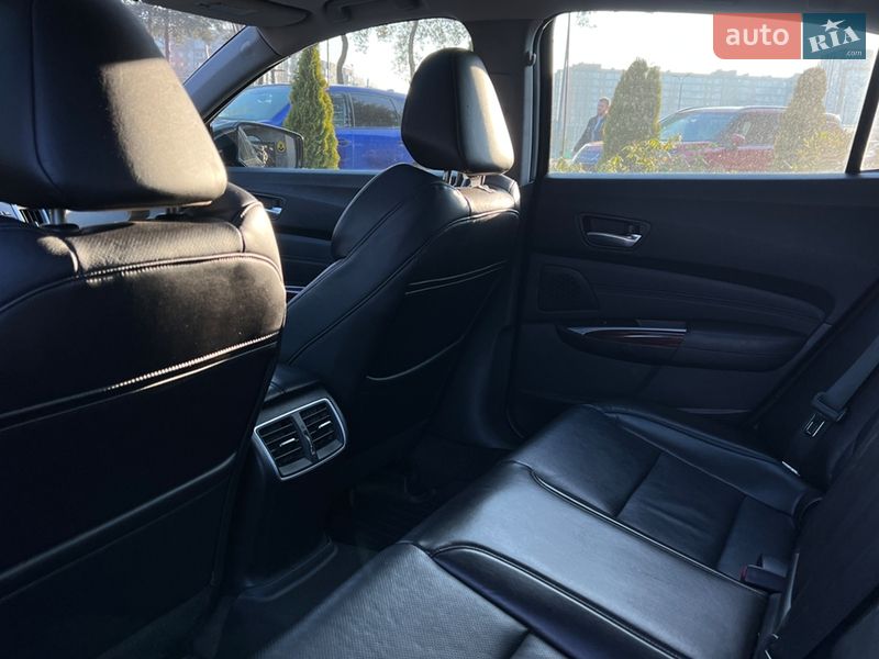 Седан Acura TLX 2015 в Львове