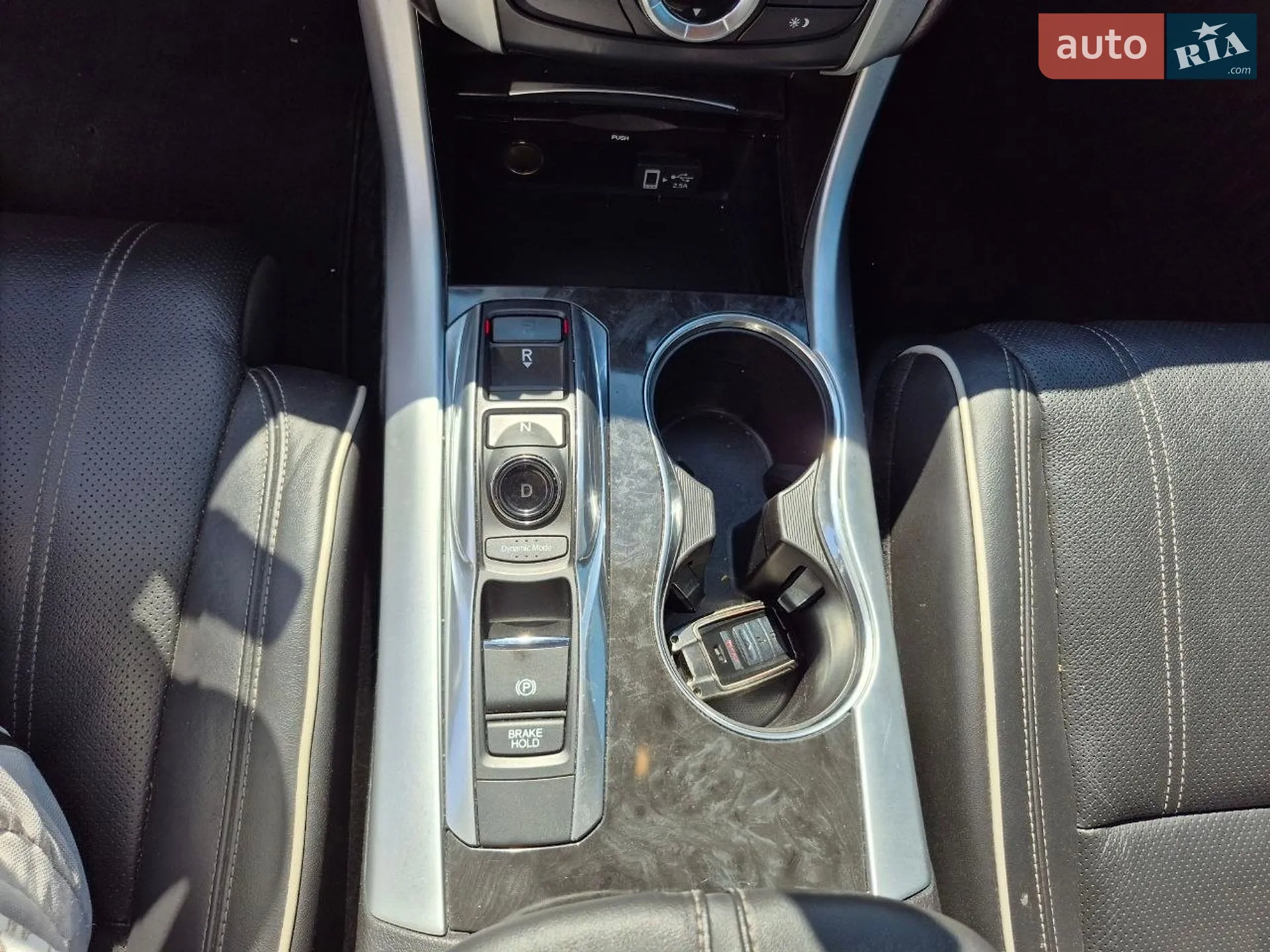 2017 Acura TLX - мініатюра 22