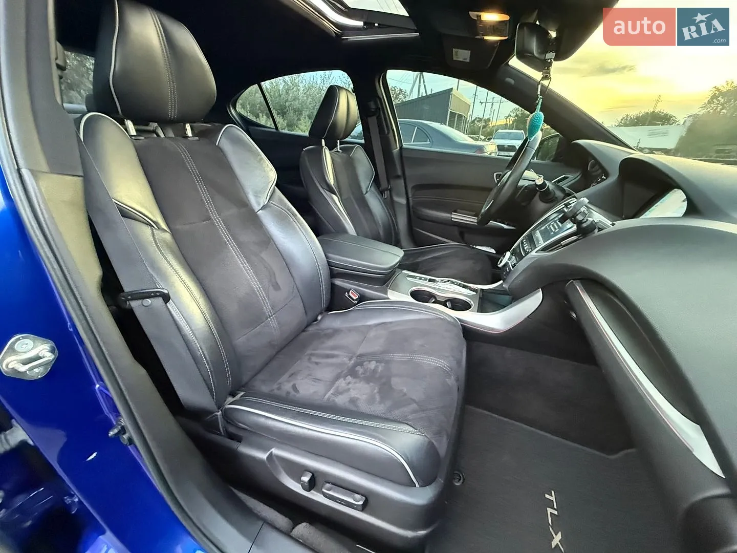 2017 Acura TLX - мініатюра 28