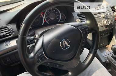 Седан Acura TSX 2010 в Львове