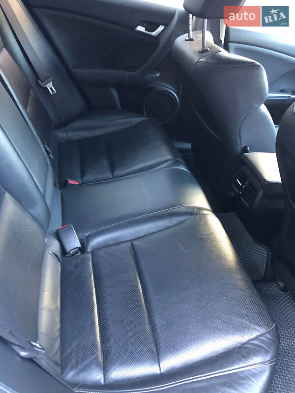 Седан Acura TSX 2011 в Вінниці