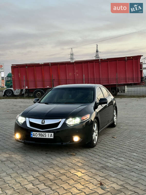 Седан Acura TSX 2011 в Ужгороде