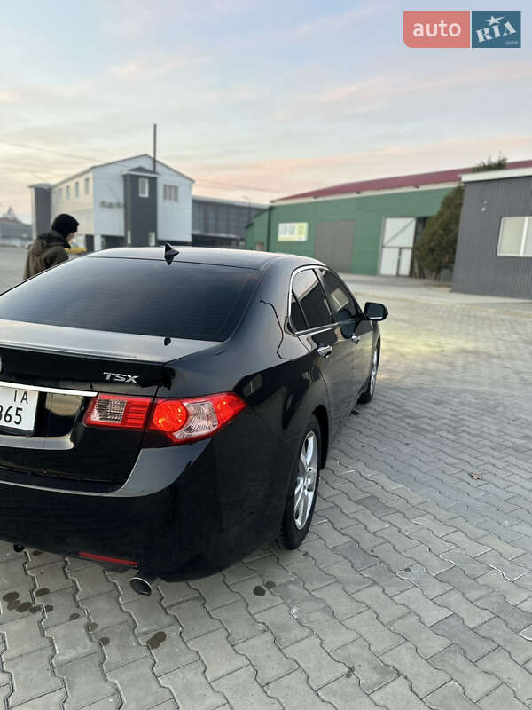 Седан Acura TSX 2011 в Ужгороде