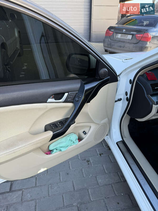Седан Acura TSX 2011 в Черкасах