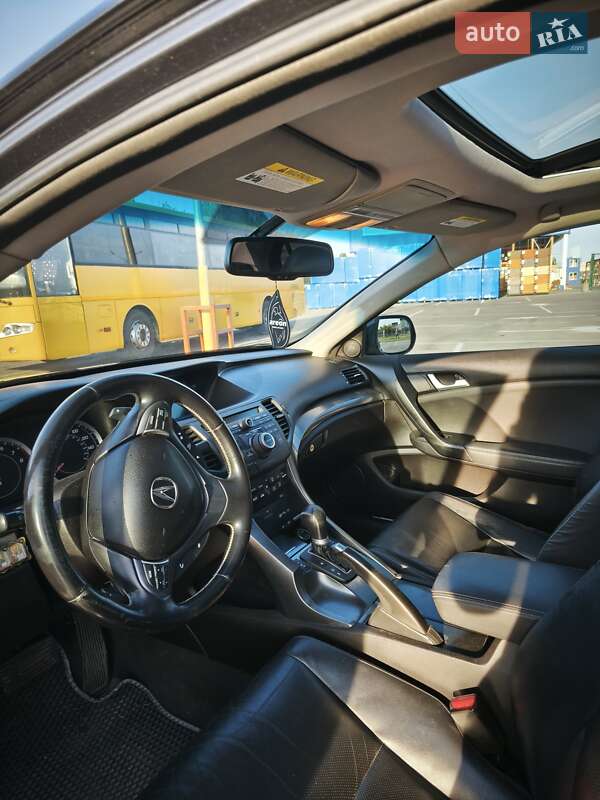 Седан Acura TSX 2013 в Білій Церкві