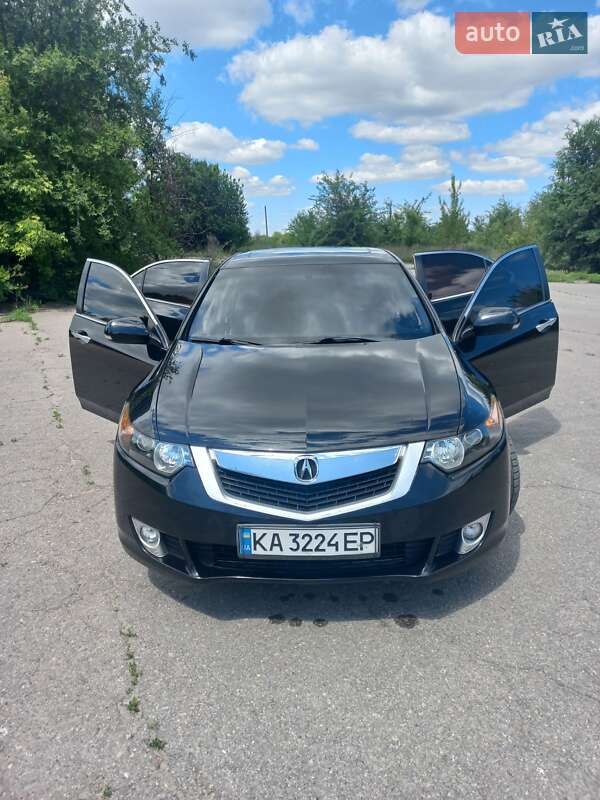 Седан Acura TSX 2010 в Миронівці