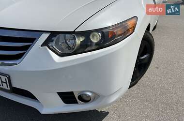 Седан Acura TSX 2011 в 