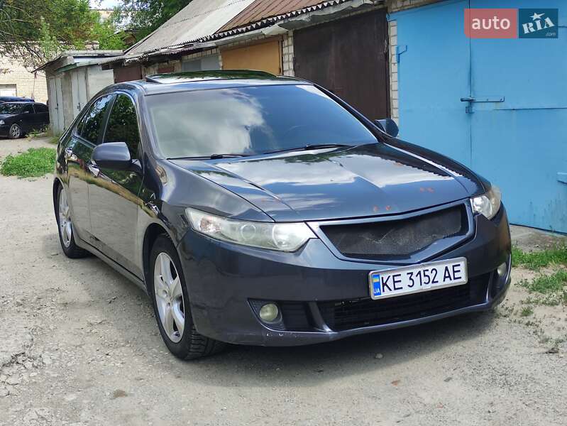 Седан Acura TSX 2011 в Новомосковске