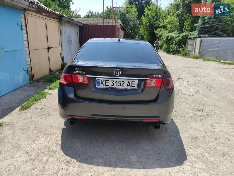 Седан Acura TSX 2011 в Новомосковске