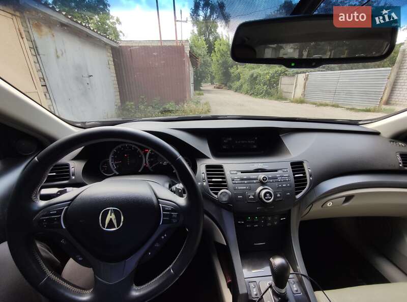Седан Acura TSX 2011 в Новомосковске