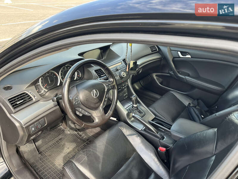 Седан Acura TSX 2013 в Києві