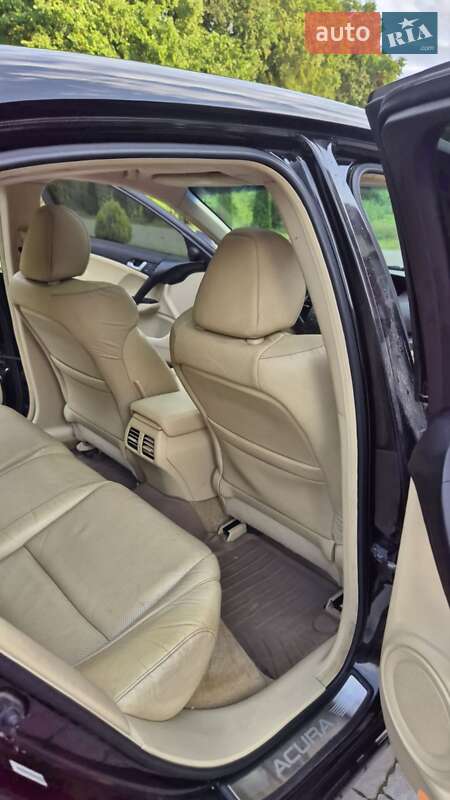 Седан Acura TSX 2011 в Львові