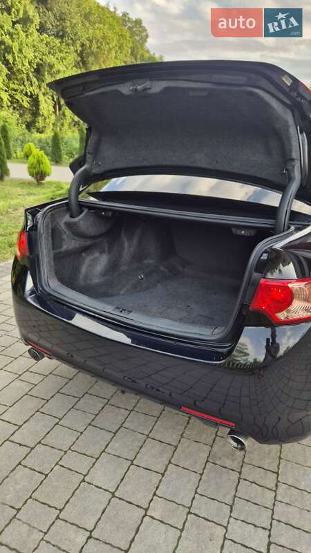 Седан Acura TSX 2011 в Львові