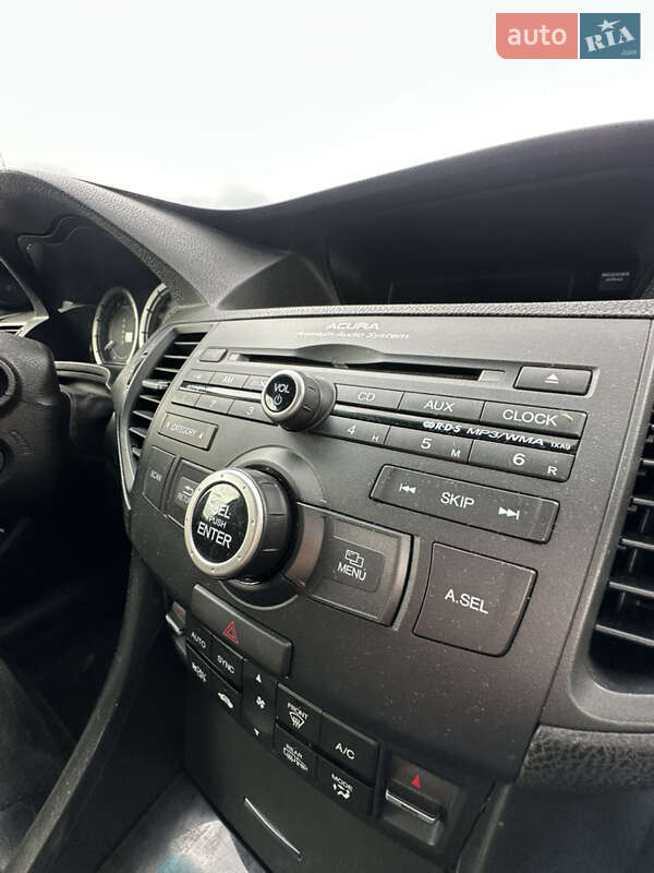 Седан Acura TSX 2013 в Львові