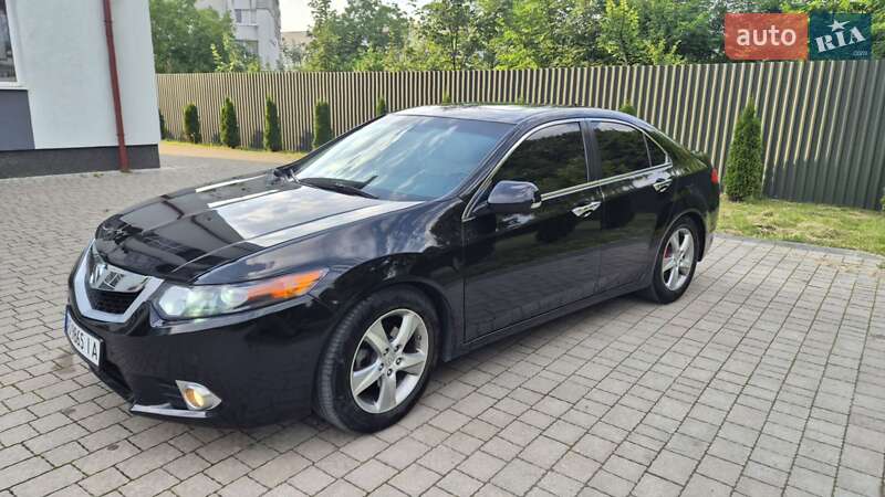 Седан Acura TSX 2011 в Львові