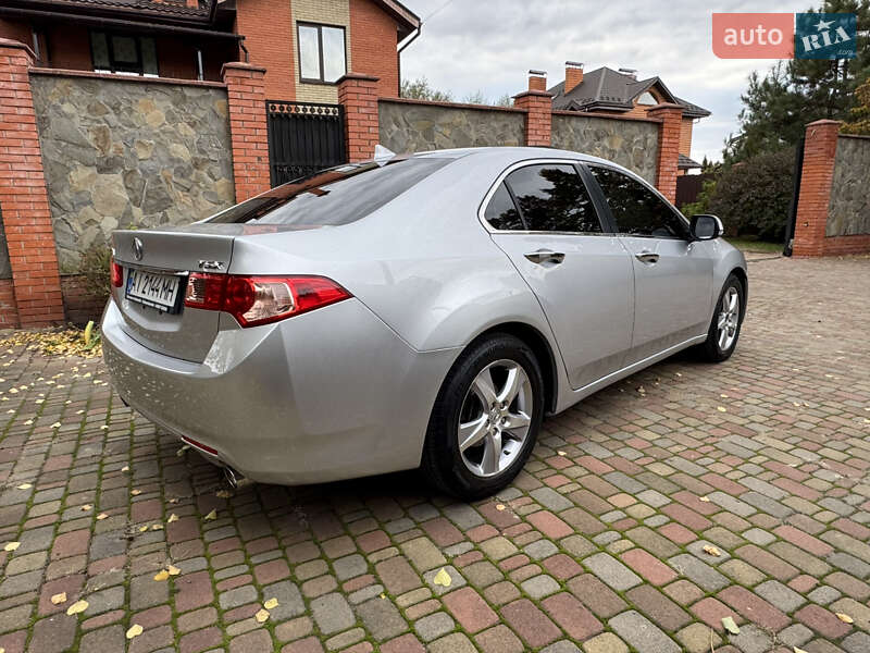 Седан Acura TSX 2013 в Киеве