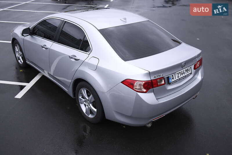 Седан Acura TSX 2013 в Киеве