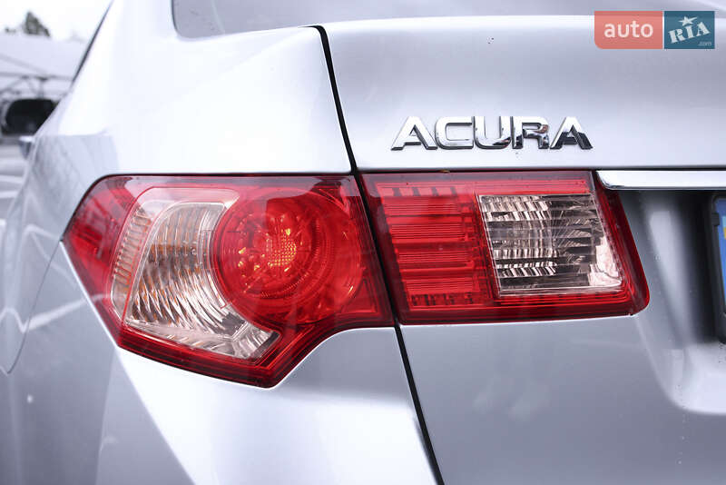 Седан Acura TSX 2013 в Киеве