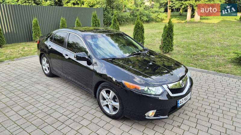 Седан Acura TSX 2011 в Львове