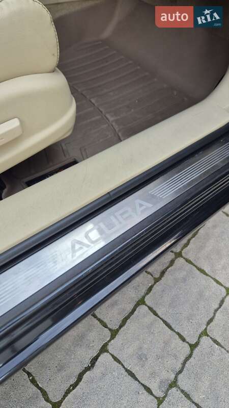 Седан Acura TSX 2011 в Львове