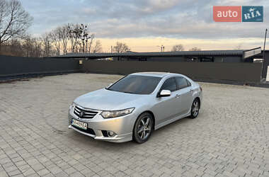 Седан Acura TSX 2013 в Львове