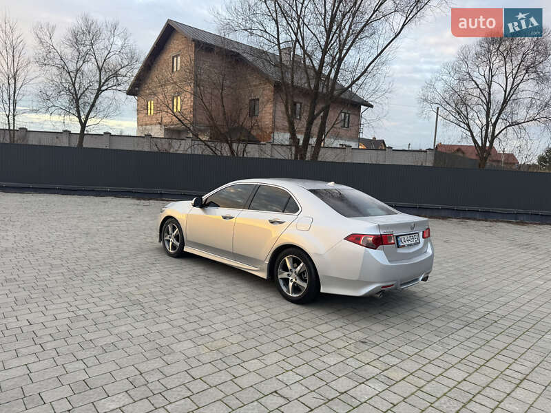 Седан Acura TSX 2013 в Львове