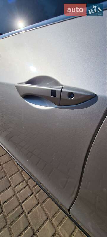 Внедорожник / Кроссовер Acura ZDX 2011 в Кривом Роге