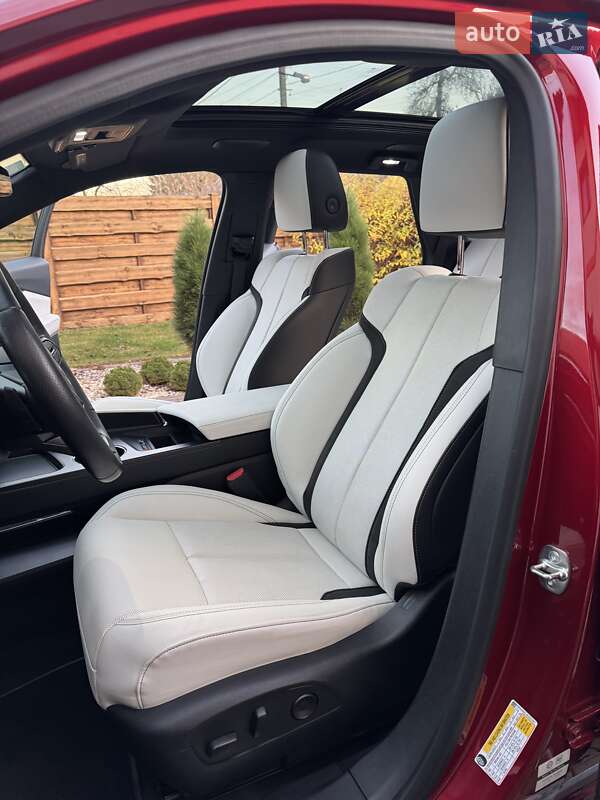 Внедорожник / Кроссовер Acura ZDX 2024 в Нововолынске