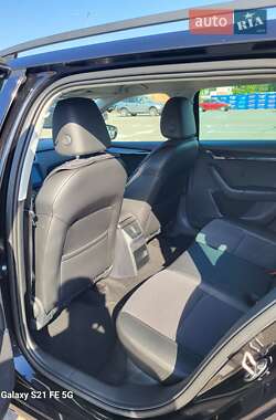 Седан AION V 2010 в Бершаді