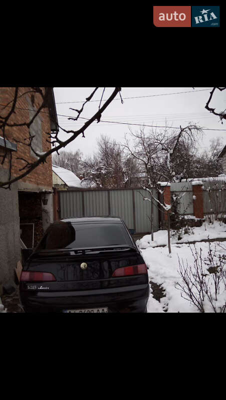 Седан Alfa Romeo 146 1998 в Житомирі