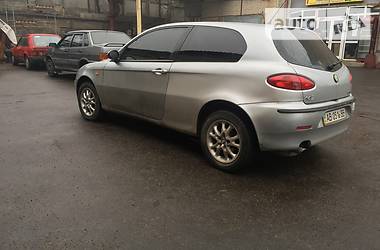 Купе Alfa Romeo 147 2001 в Виннице